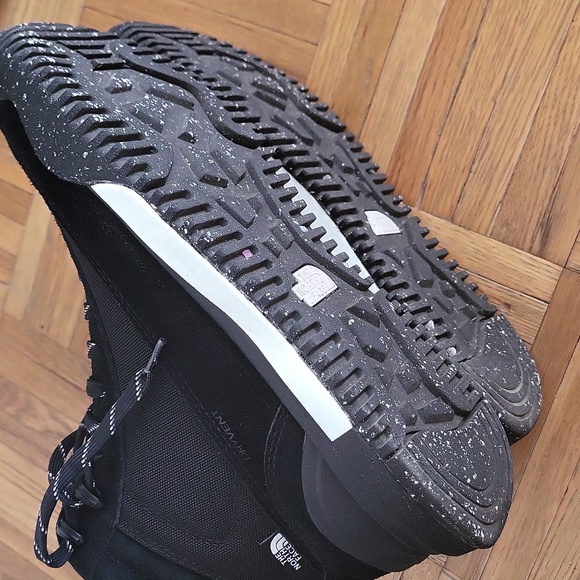 The North Face Suede & Nylon Hiker Boots FITS LIKE 8.5 - Picture 8 of 8